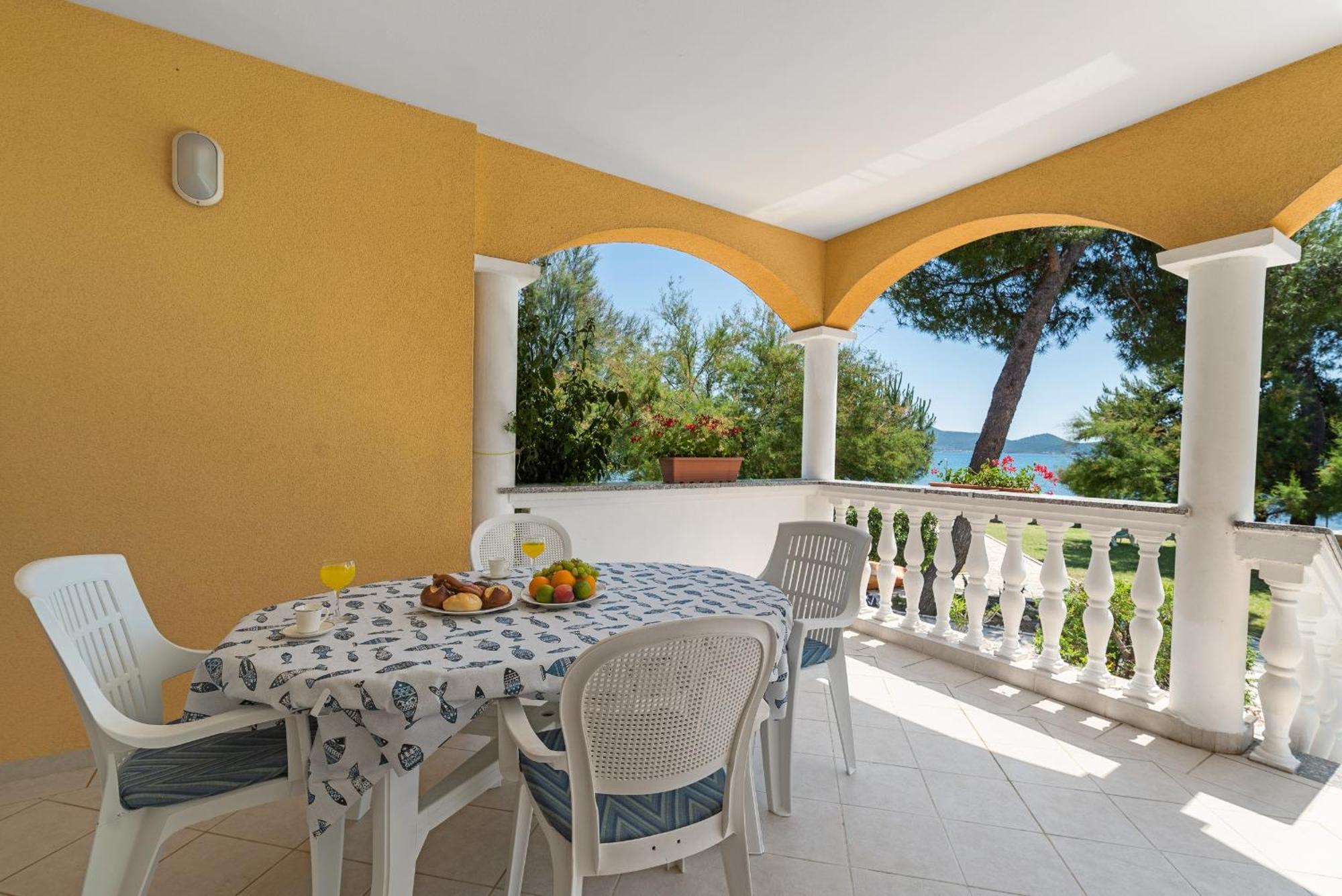 Beach Apartments Villa Kaya Sukošan Habitación foto